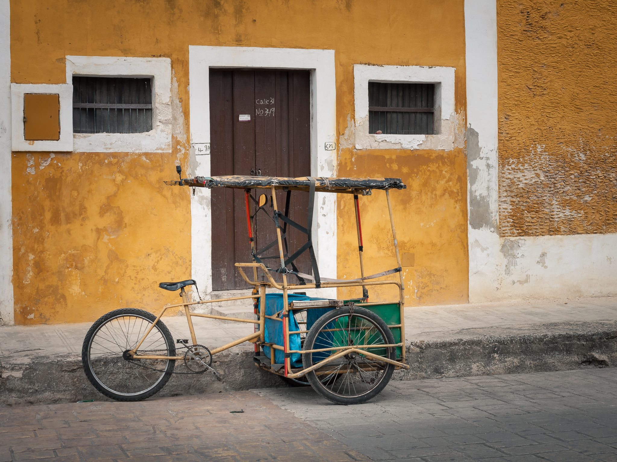 Cart in Izamal